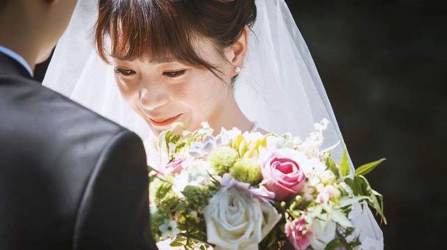 嫁给穷老公是怎么样的体验,嫁给什么样的穷男人会幸福