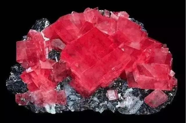 史上最全珠宝玉石图鉴,玉石的种类和鉴定方法