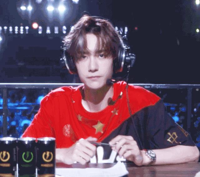 2019花痴大赏：今年是谁，承包了迷妹们的荷尔蒙？