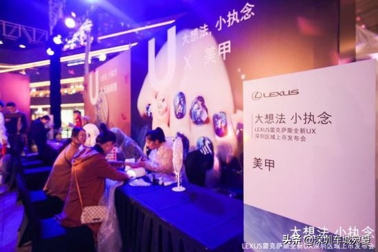 雷克萨斯ux2022款260hfsport版,配置高空间窄试驾丐版雷克萨斯ux