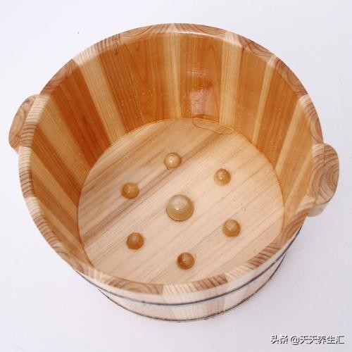 泡脚用的盆有讲究的吗,泡脚盆泡脚好吗
