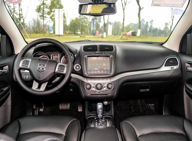 道奇酷威提车真实感受,花三万块买一辆道奇酷威值得吗