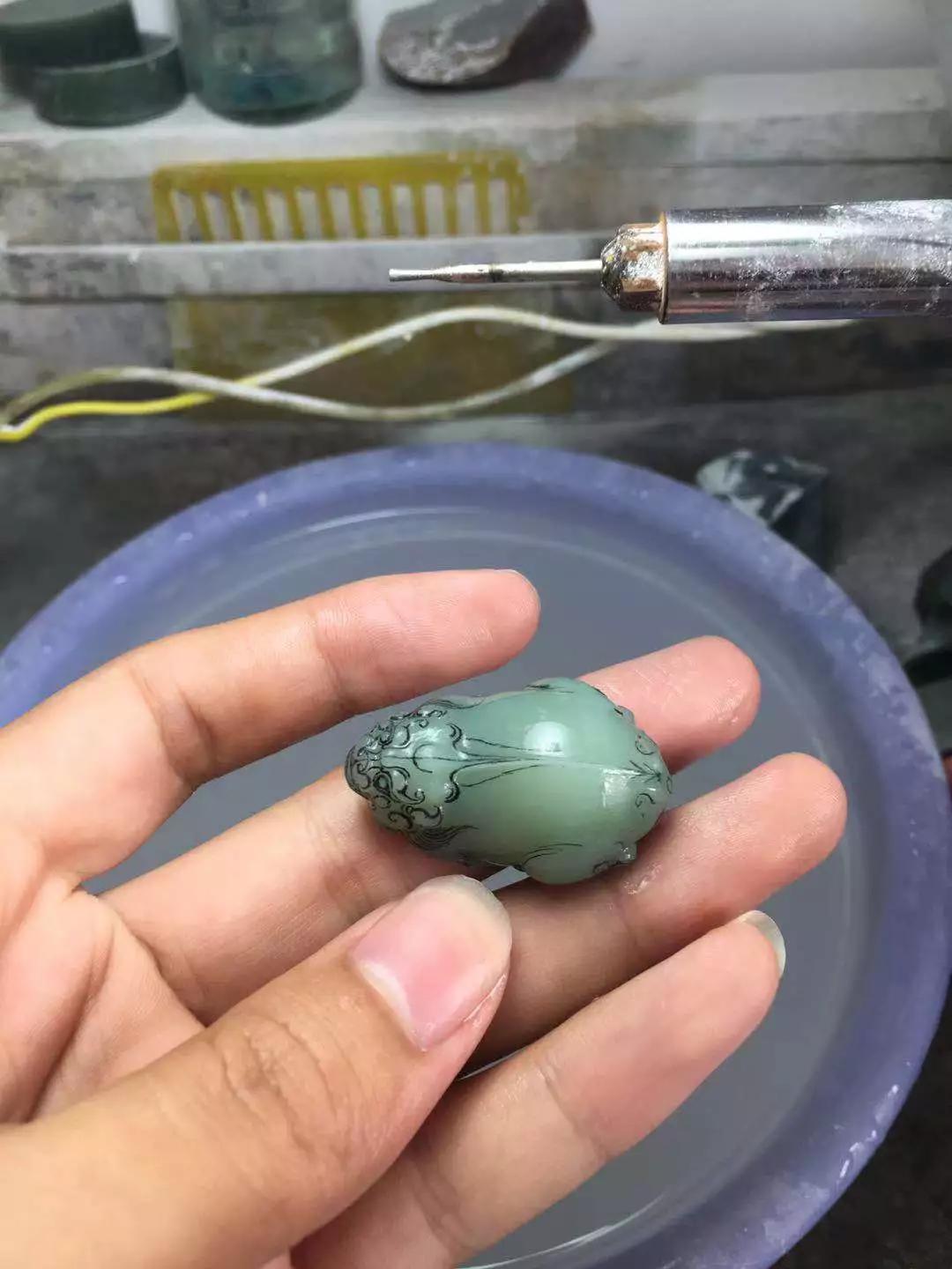 圆雕有几件,圆雕所表现出的视觉价值