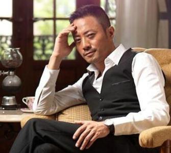 张涵予饰演的硬汉形象,张涵予从幕后配音到影帝