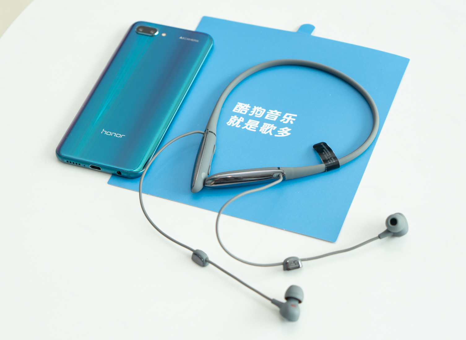 颜值音质都好的耳机评测,音浪感很强的耳机推荐