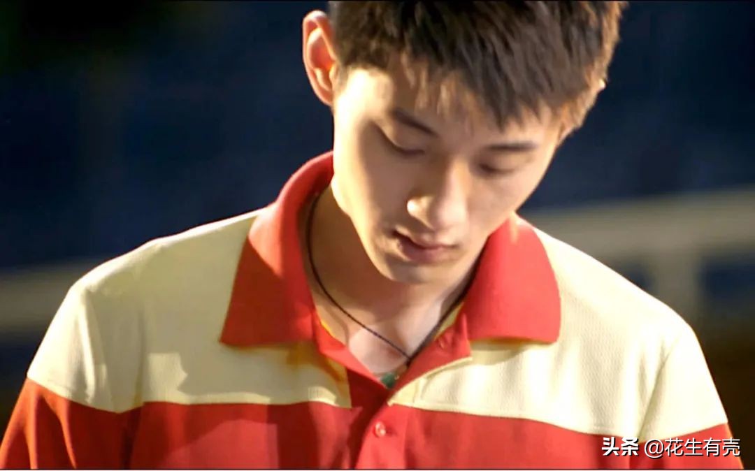 刘诗雯惨败日本无缘8强,17年刘诗雯朱雨玲争议球