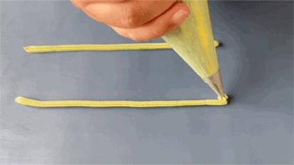 没有裱花袋裱花嘴泡芙奶油怎么挤,奶油裱花嘴怎么自做