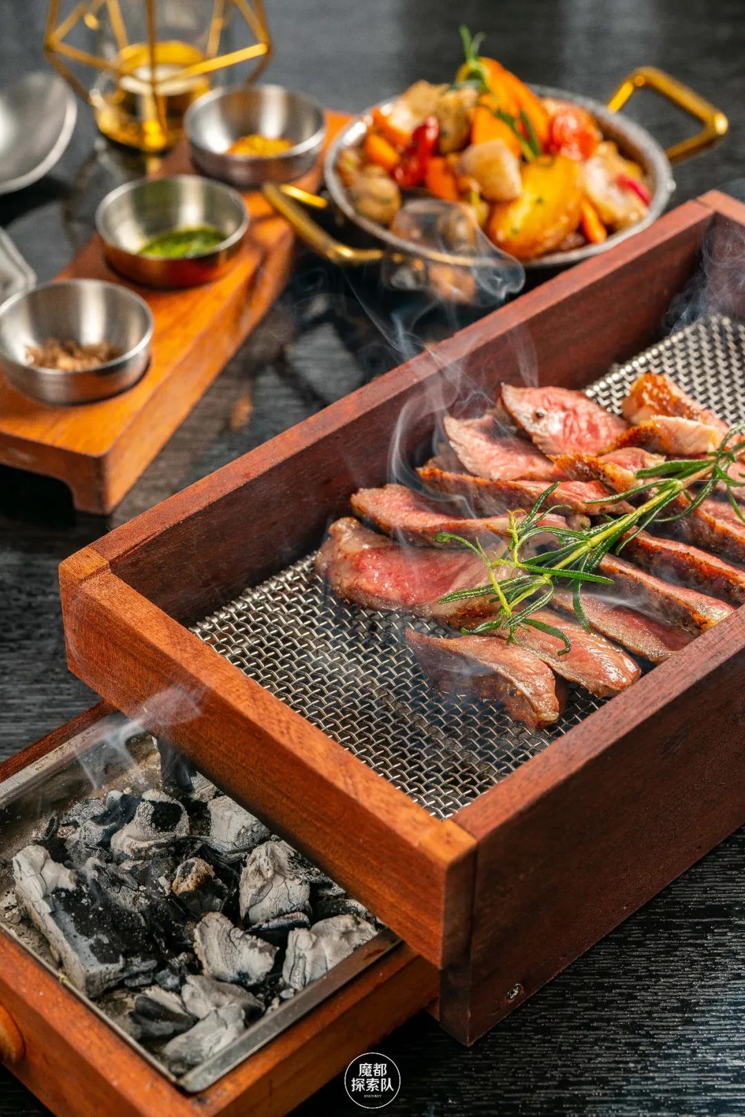 感受一下滑雪的体验,东北滑雪是什么样的体验