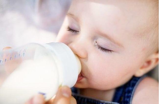 中国营养学会0-6月龄婴儿喂养指南,2020年版婴幼儿喂养与营养指南