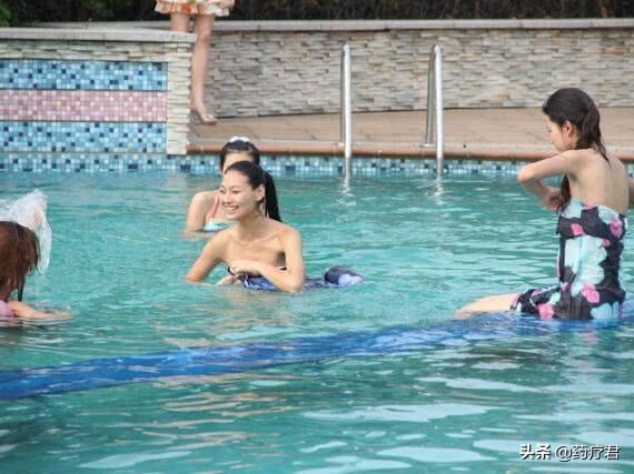 公共游泳池的水真的很脏吗,公共泳池脏了怎么判断