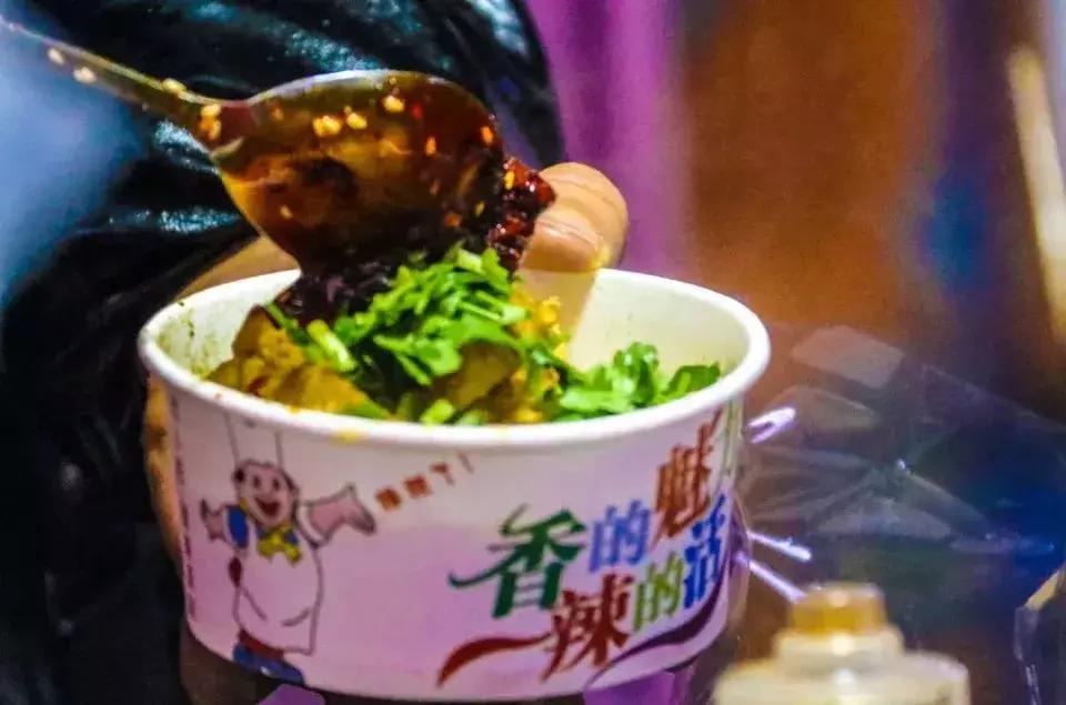 红火说不尽！榆林惊现世界最大饸饹床，37项年俗文化活动等你来盘~