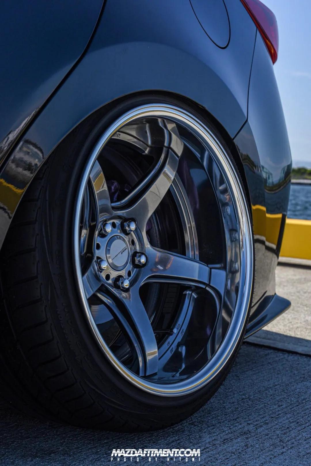 马自达3次世代昂克赛拉下赛道,次世代马自达3昂克赛拉上车效果