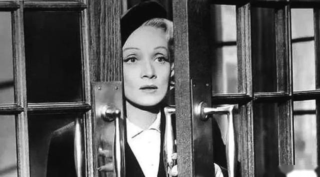 纳粹女魔头女囚,纳粹女魔头杀女囚