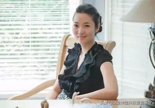 她放弃几十亿家产，用5年的时间打造估值10亿的“最牛茶馆”