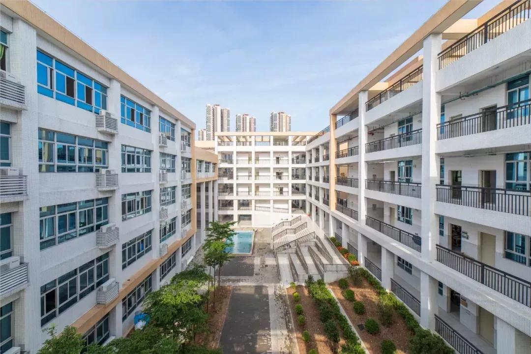 考广州第一的学位房，也爆雷了