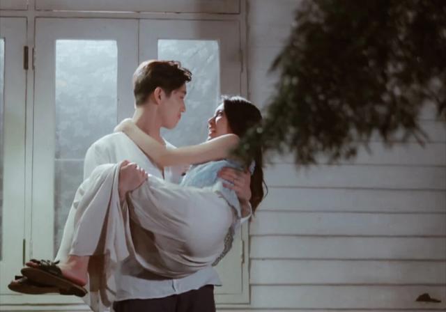 女朋友肚疼男朋友应该怎么办,女朋友肚疼喝什么