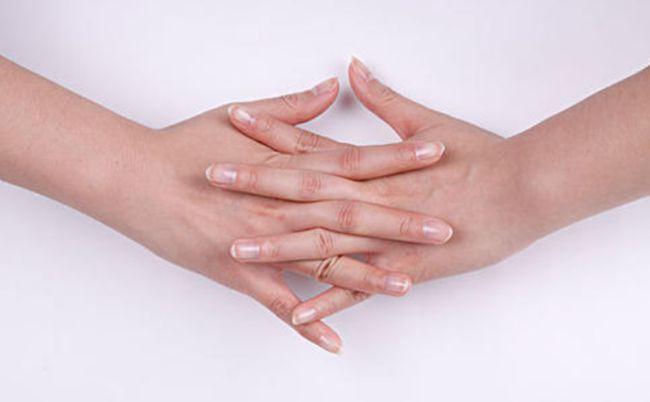 变幻的指甲（散文）