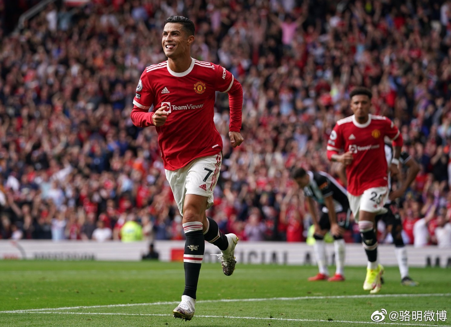 c罗回归曼联首秀梅开二度bgm,c罗首秀梅开二度弗格森