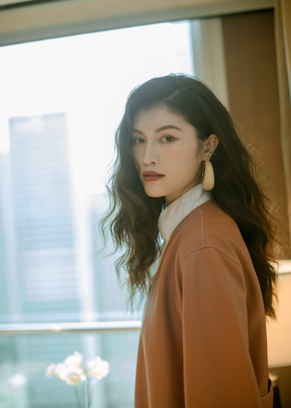 女生怎么摆脱土气变高级感,土气的女人如何打扮自己