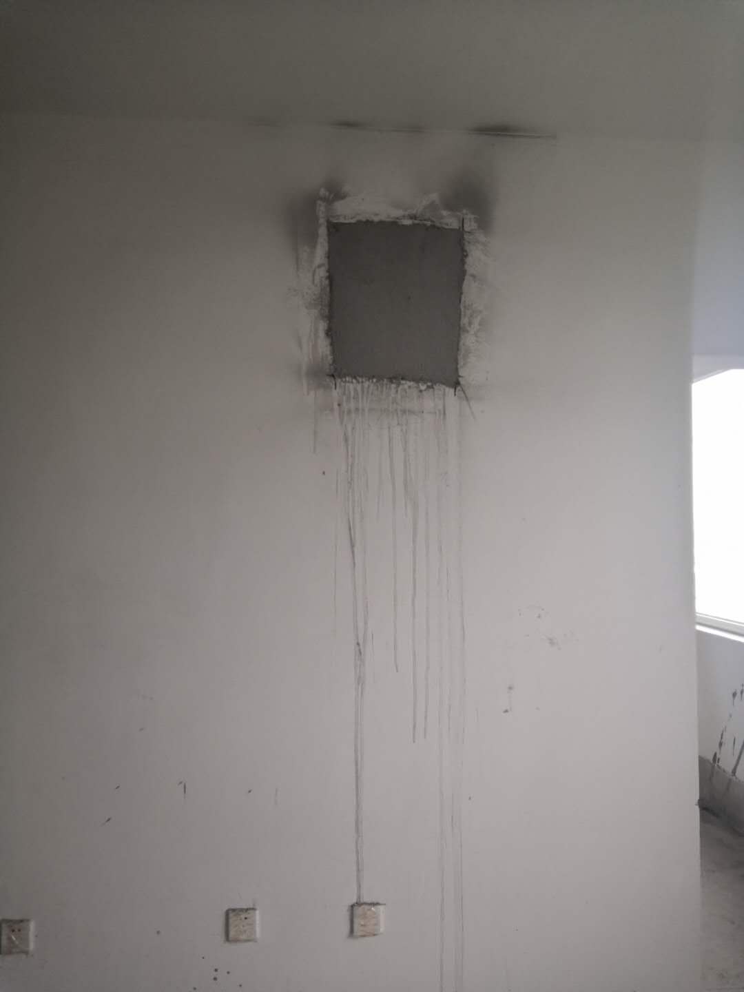 新房空鼓超过80,新房墙面空鼓不处理后期什么影响