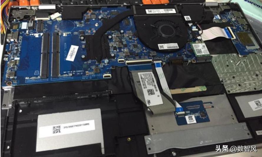 电脑进水不用慌，下面4招可以起死回生