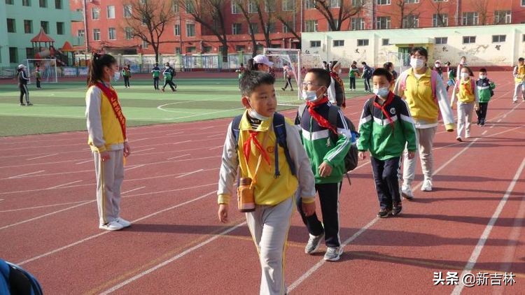 重走长征路思源实验学校,吉林市龙潭实验学校研学游活动
