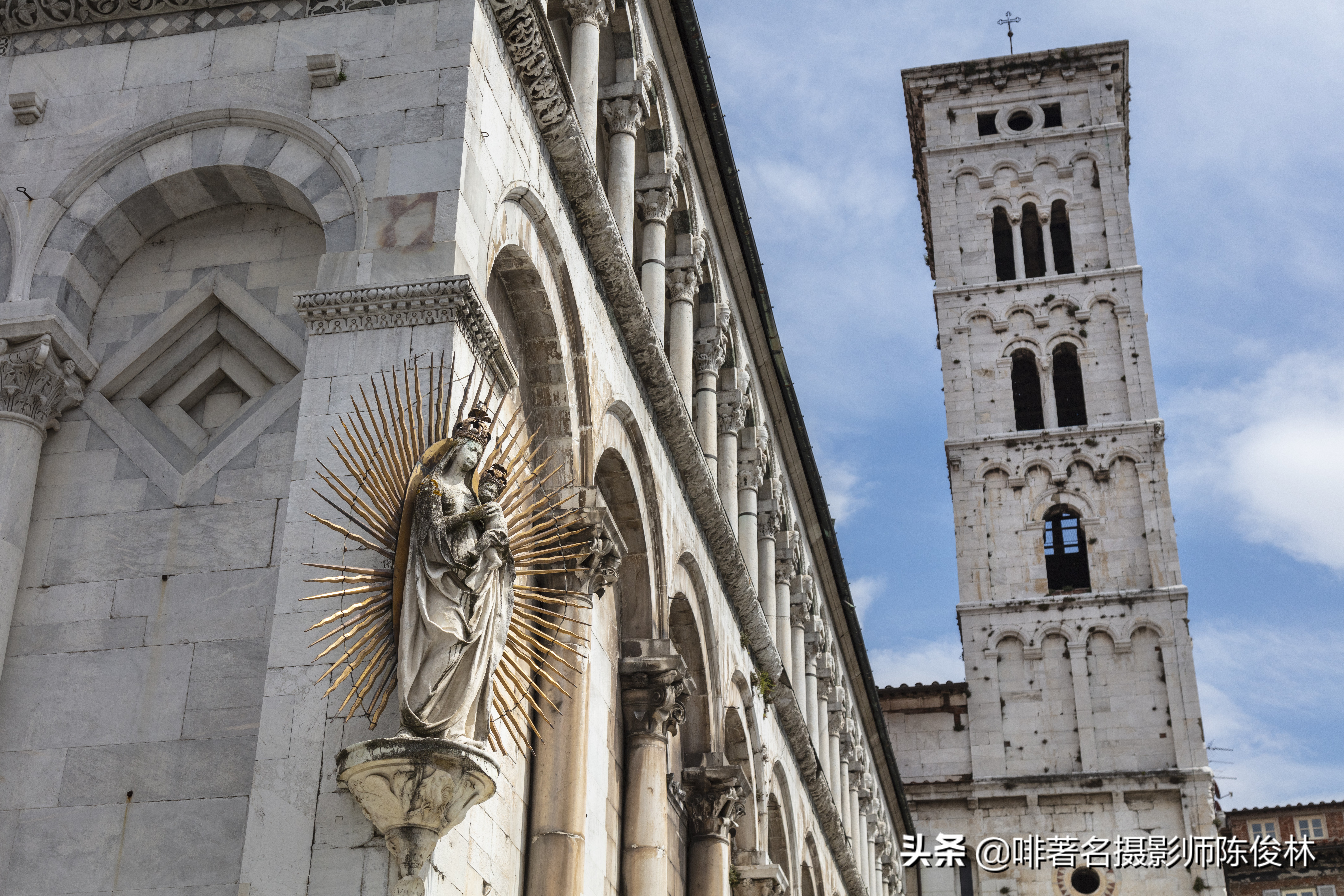 比萨和卢卡，一城因歪了的塔著名，一城躲过二战轰炸保存中世纪原貌