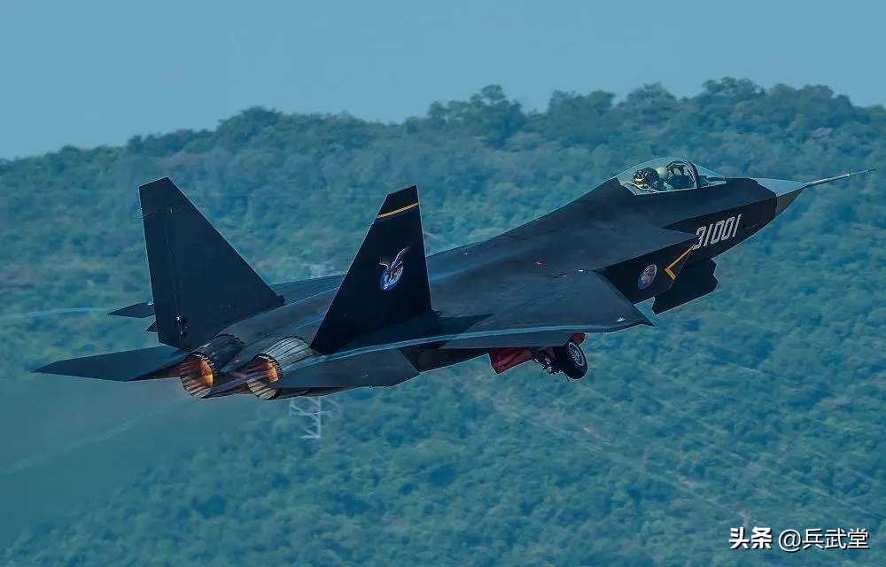 国产老装备在非洲吃香？尼日利亚引进60辆89式，海陆空都是中国货