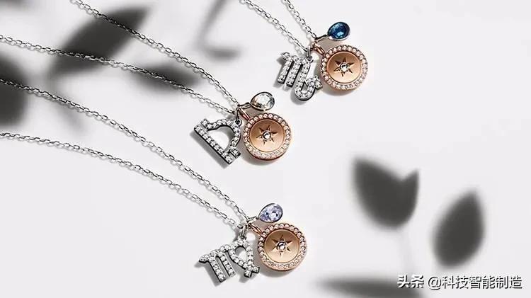 施华洛世奇到底是水晶还是玻璃,施华洛世奇价格高吗