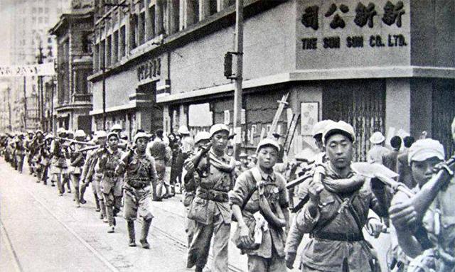 上海解放时是怎么恢复经济秩序的,上海邮政大楼怎么解放的