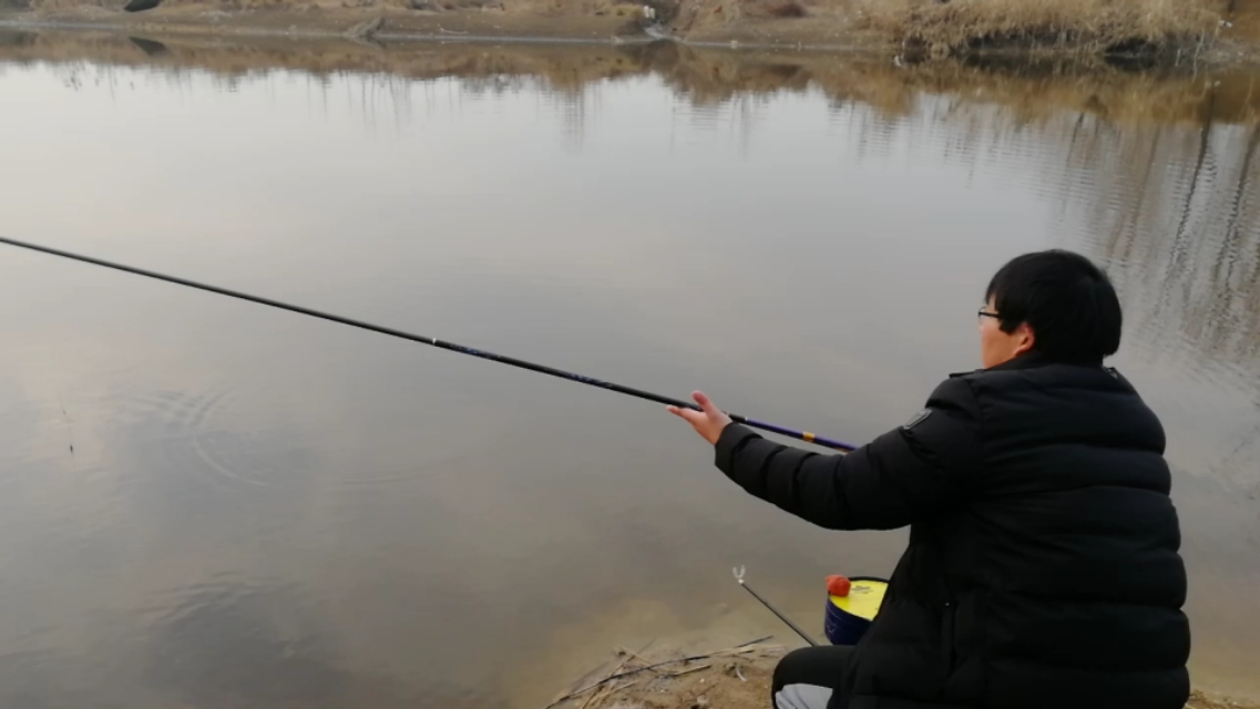 喜欢钓鲫鱼,手感好的鲫鱼鱼竿品牌