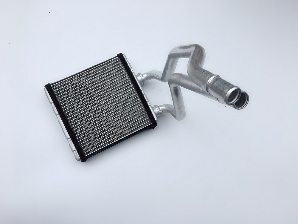 逍客漏水严重怎么回事,逍客主驾驶下面漏水是怎么回事