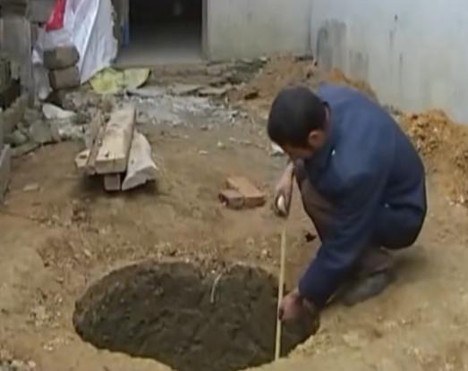 农村打井水黄什么原因,附近打井会导致井水浑浊吗