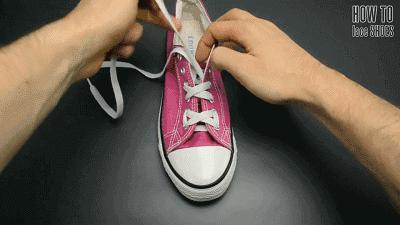 怎样让鞋子鞋带最好看,怎么样才能让鞋带系得更好看