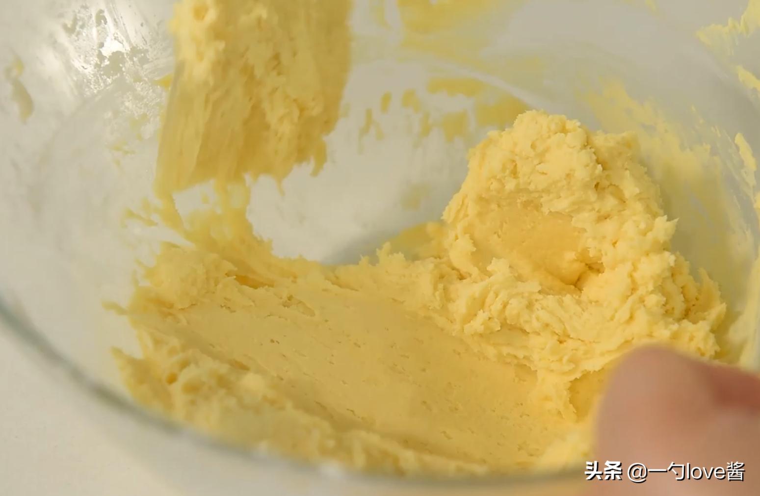 曲奇面糊太硬挤不动怎么办,曲奇饼干有点软怎么办