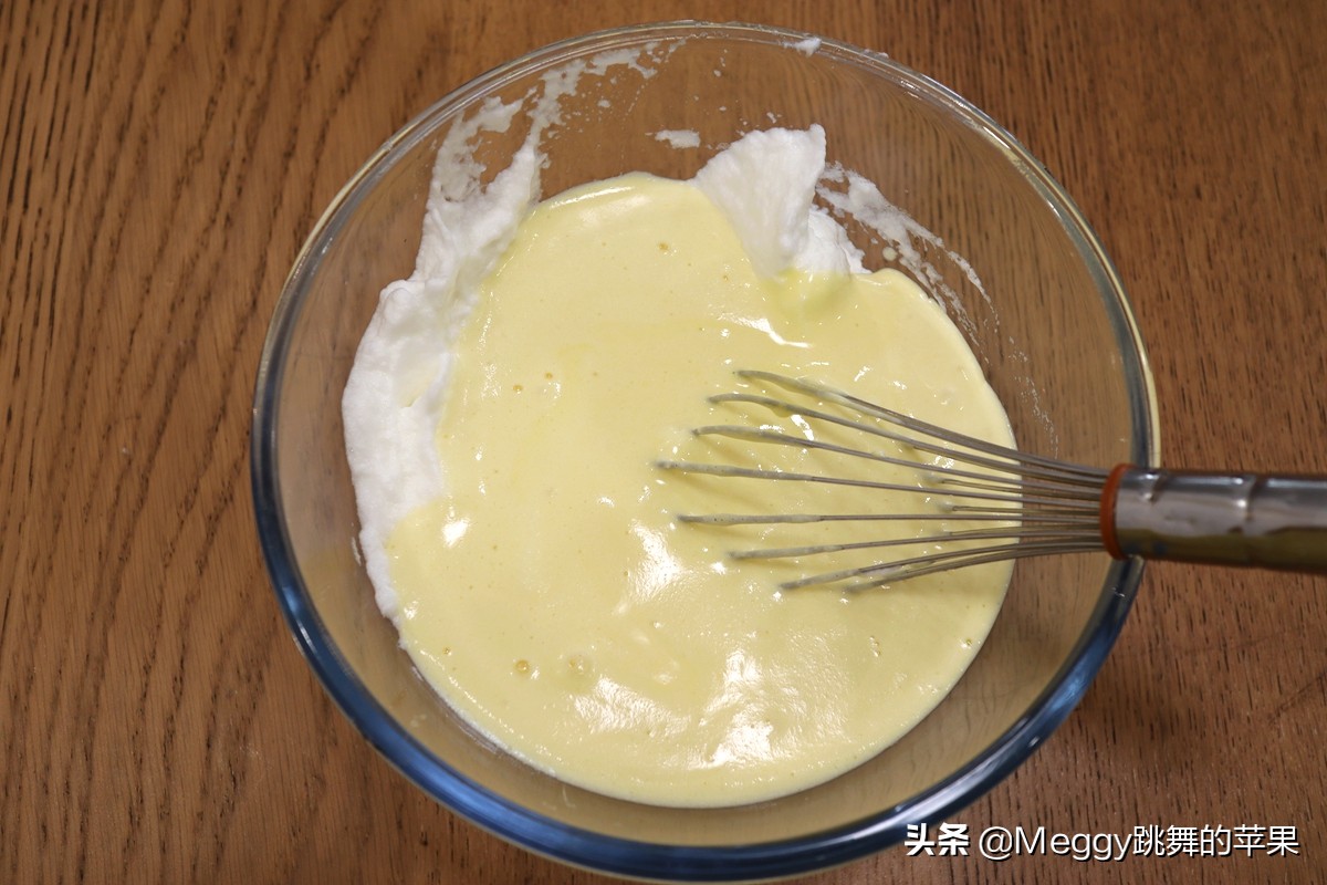 蛋糕卷不塌陷的方法,蛋糕卷怎样不开裂