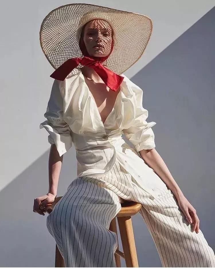 戴丝巾的气质女人,女士小丝巾气质打法