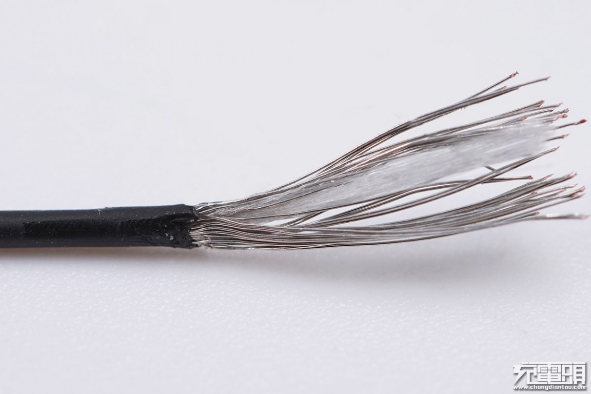 c口快充数据线拆解,加粗快充可自动断电数据线测评