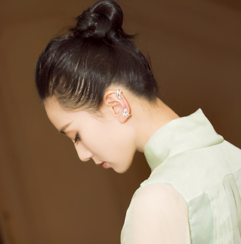 不是每个人都适合蓬松头发,什么人不适合披头发