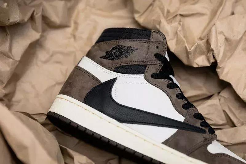 travisscott最新上脚复古nike,travisscottxnike发布