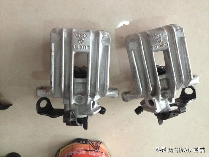 桑塔纳3000后轮鼓刹改碟刹,桑塔纳后轮鼓刹改碟刹教程