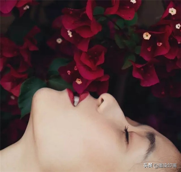 复古写真怎么拍出少女感,夏日少女感写真拍照pose