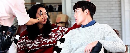 她被称韩国硬照女王，手握时尚圈顶级资源！网友：姐姐我可以