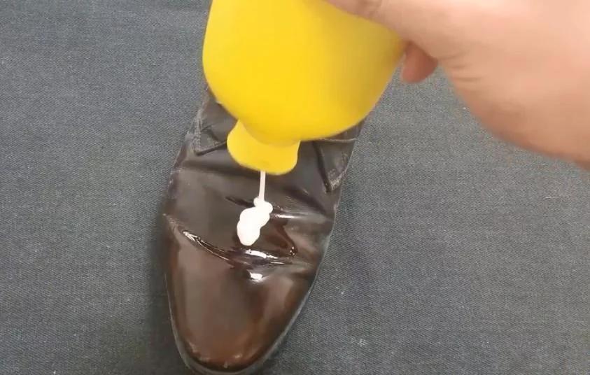 皮鞋前端折痕磨脚,皮鞋前面有磨痕