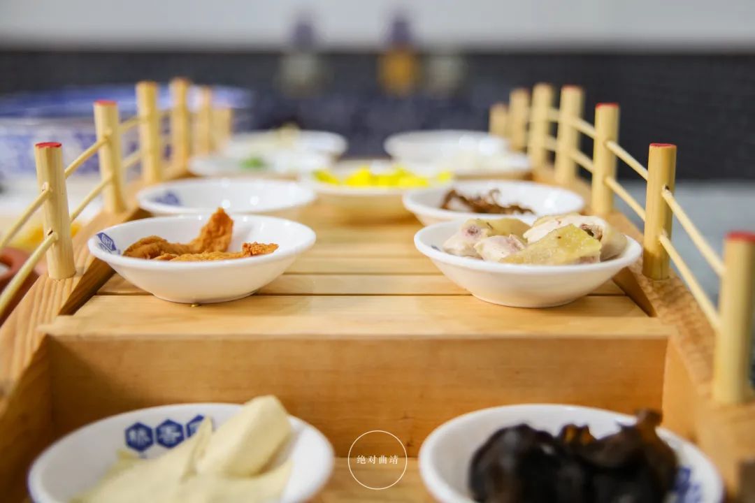 曲靖过桥米线所有门店,曲靖米线多少钱一碗