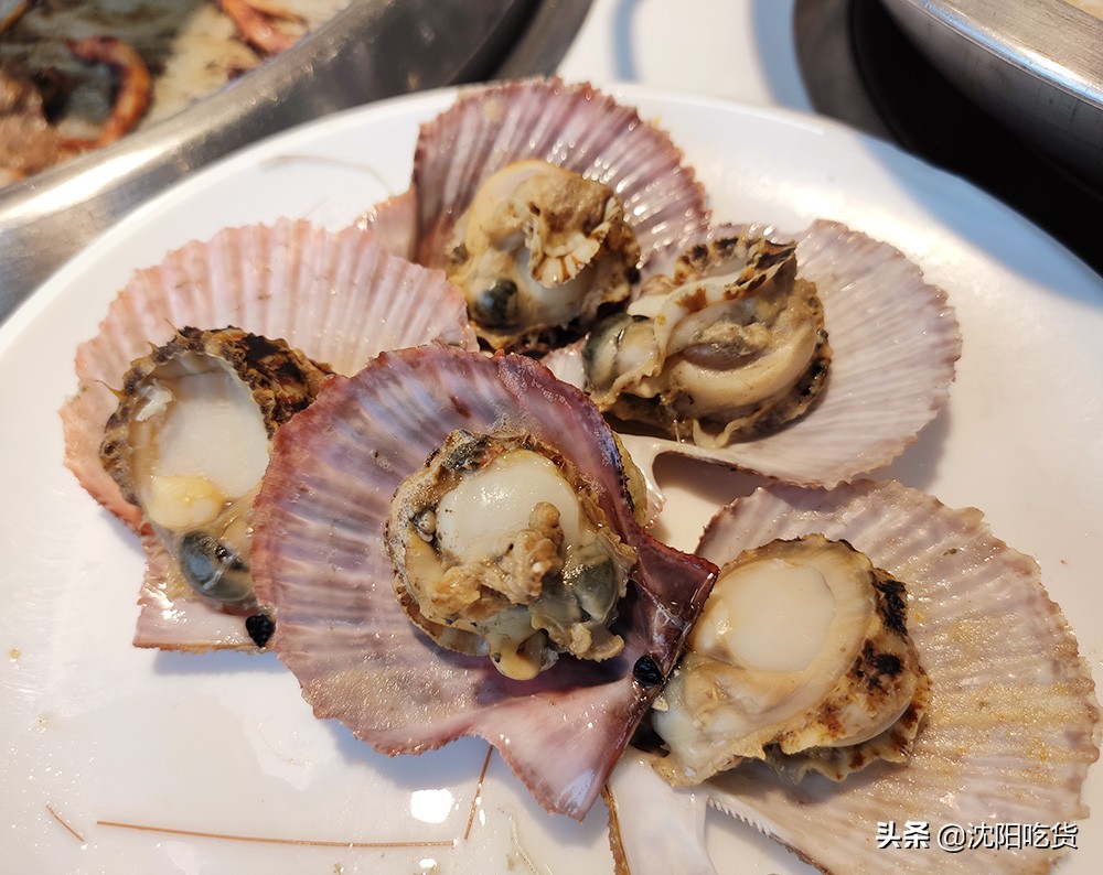 人山人海自助餐,人山人海自助烤肉甲鱼