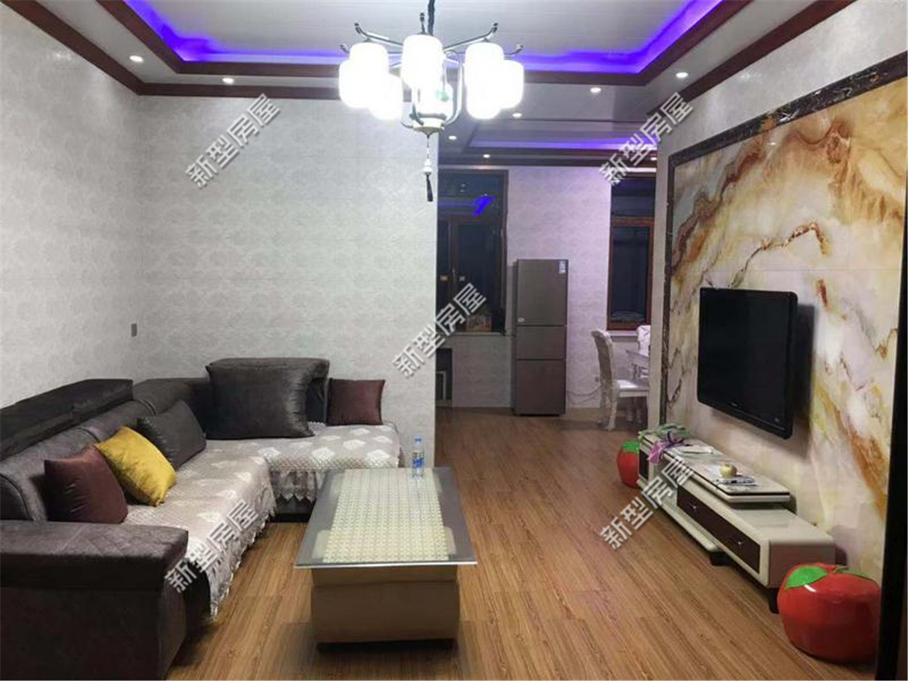 地暖上面铺木地板好还是瓷砖好,地暖铺好后先回填还是做防水