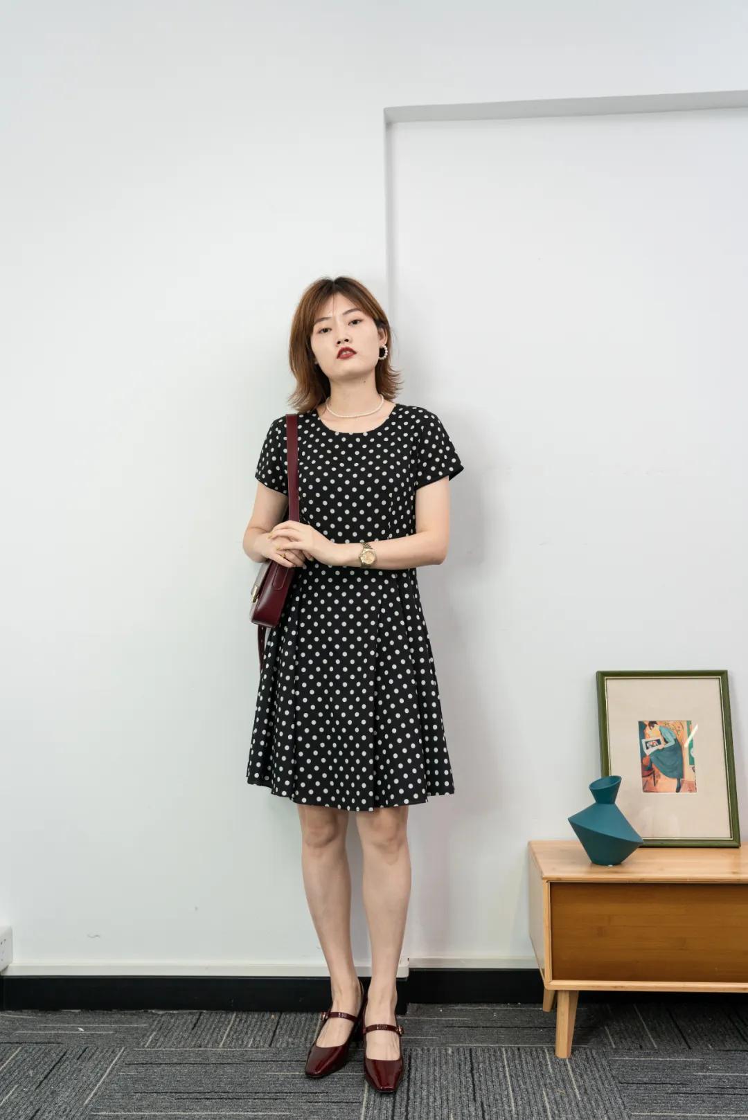 把过时的旧衣服重头搭配起来吧,各种老旧衣服搭配