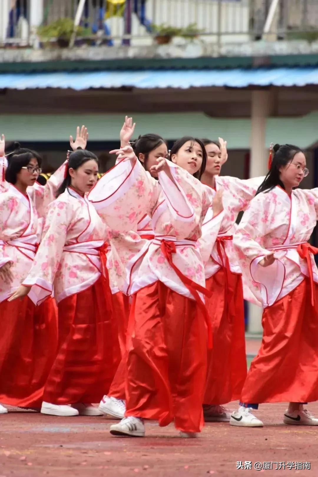 厦门华侨中学官网,厦门华侨中学是一级达标校吗