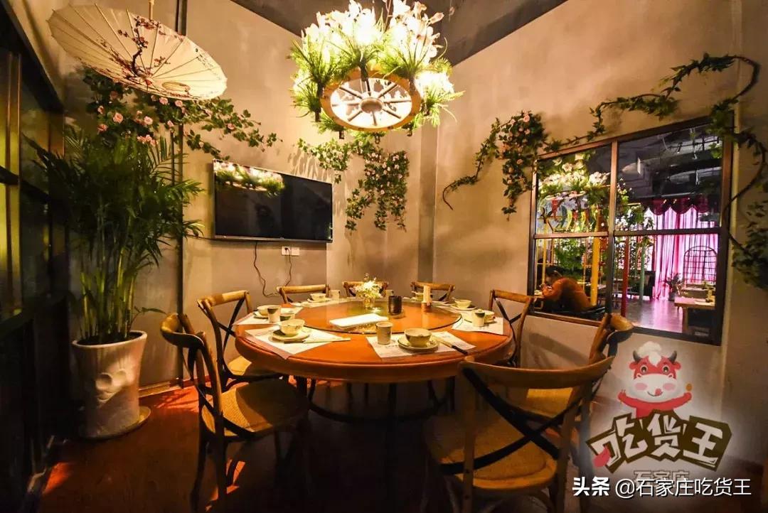 闅愯棌浜庨椆甯傜殑绉樺瘑鑺卞洯,鍖楀浗灏忚绉樺瘑鑺卞洯